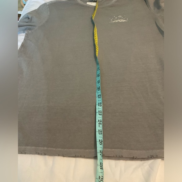 Honey Soul LLC - If The Stars Were Made To Worship So Will I Graphic Tee - Picture 4 of 8